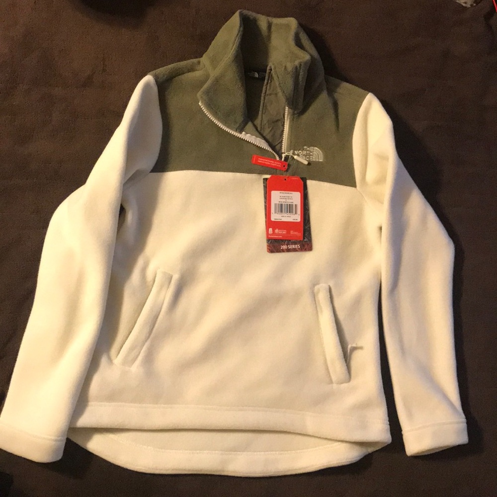 The North Face 1/4 zip olive and cream pull over